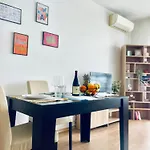 апартамент Flowers Apartamento Varna