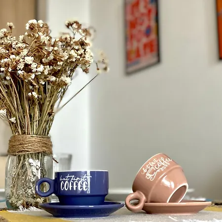 апартамент Flowers شقة *