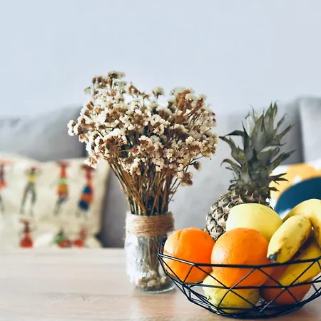 апартамент Flowers شقة *