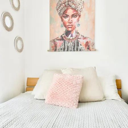 شقة апартамент Flowers فارنا