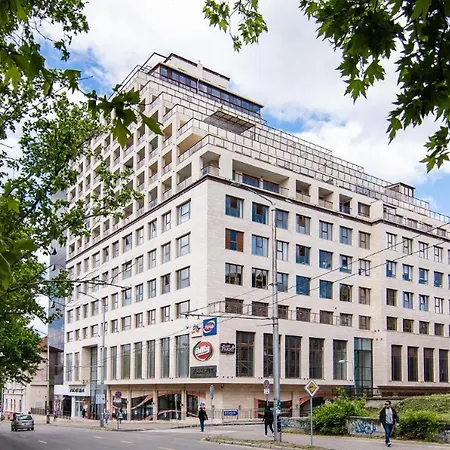 апартамент Flowers * فارنا