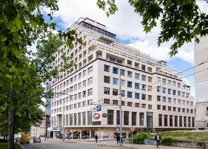 апартамент Flowers * Варна